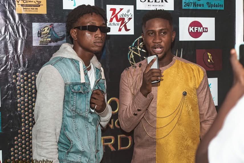 Red carpet hosting — frame 2