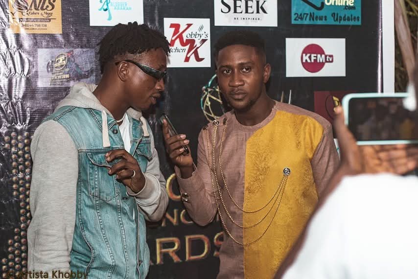 Red carpet hosting — frame 5